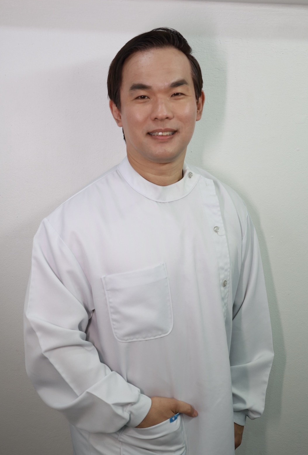 Dr. Sarawut  Wangdulayakit (Dr. Farm)