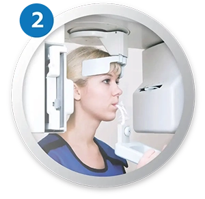 2. The doctor will confirm the treatment plan and start capturing your 3D image of